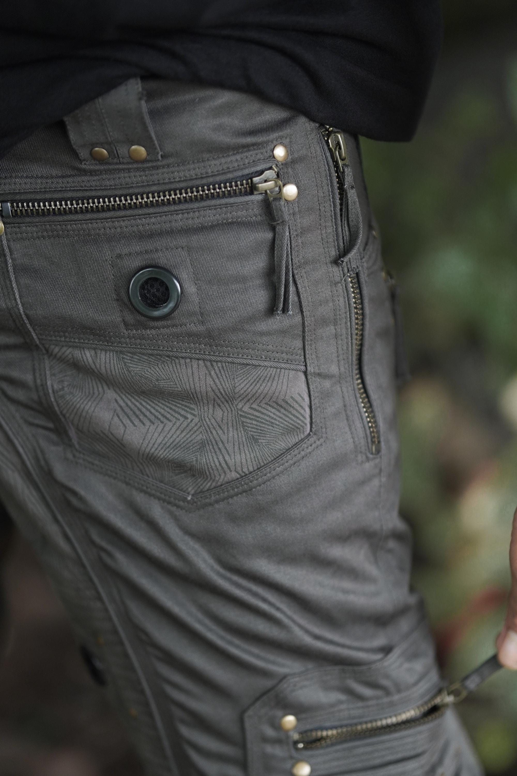 Men's Organic Cotton Grey Cargo Pants — view 4